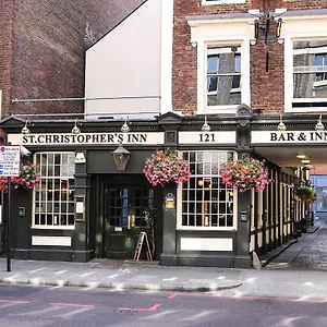 st-christophers-inn-london-bridge-the-village.cambridgehotelsuk.com/